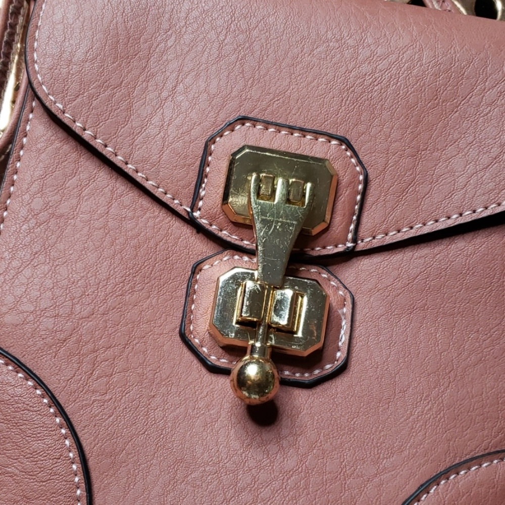 J Francis blush accordion style crossbody bag - Picture 4 of 9